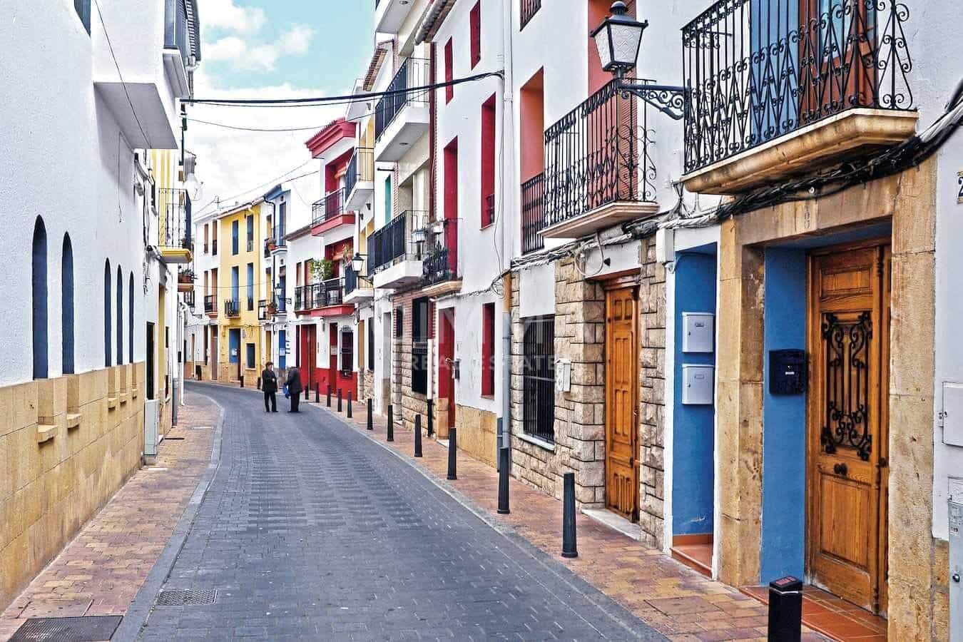 7 sypialnia Willa na sprzedaż w La Nucia z garażem - 840 000 € (Ref: 9456487)