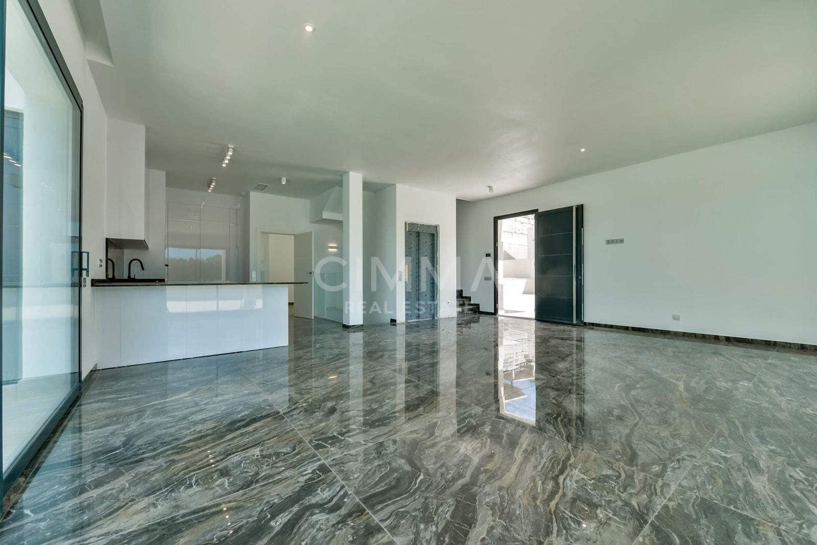 7 quarto Moradia para venda em Finestrat com piscina garagem - 1 900 000 € (Ref: 9524491)