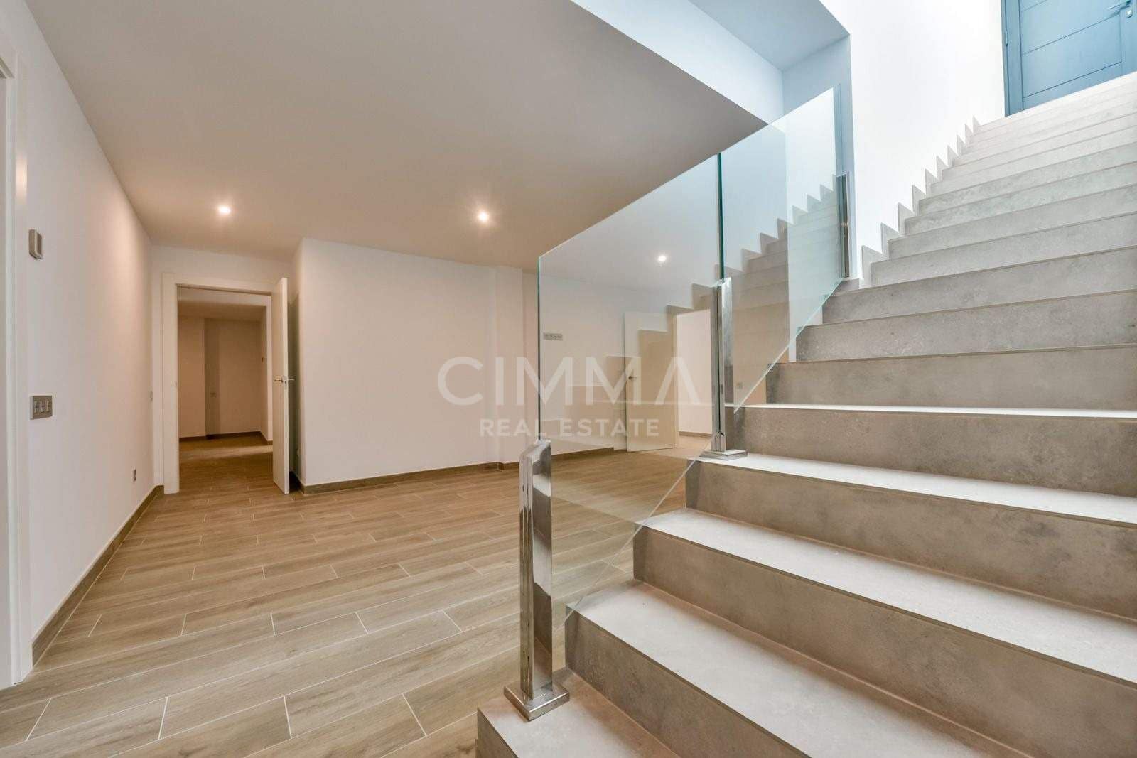 7 quarto Moradia para venda em Finestrat com piscina garagem - 1 900 000 € (Ref: 9524491)