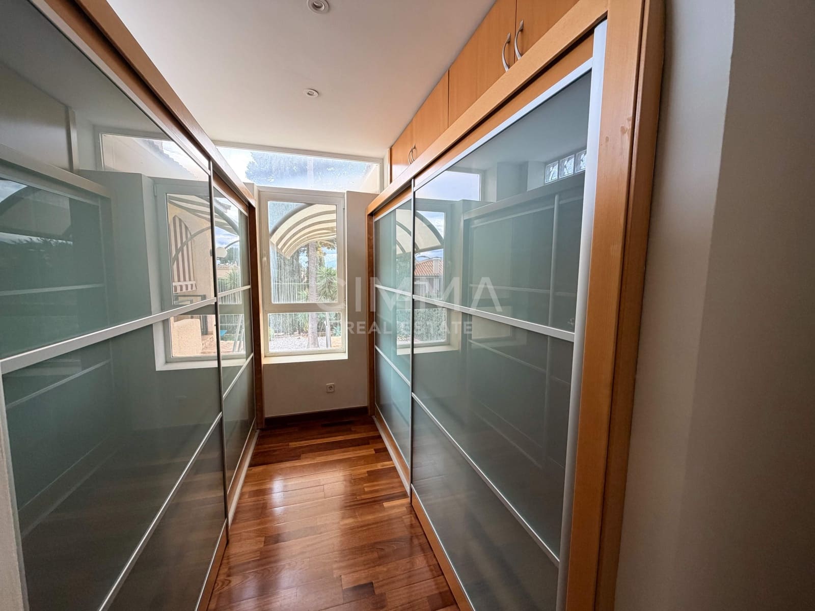 4 sovrum Villa till salu i Benidorm med garage - 995 000 € (Ref: 9527852)