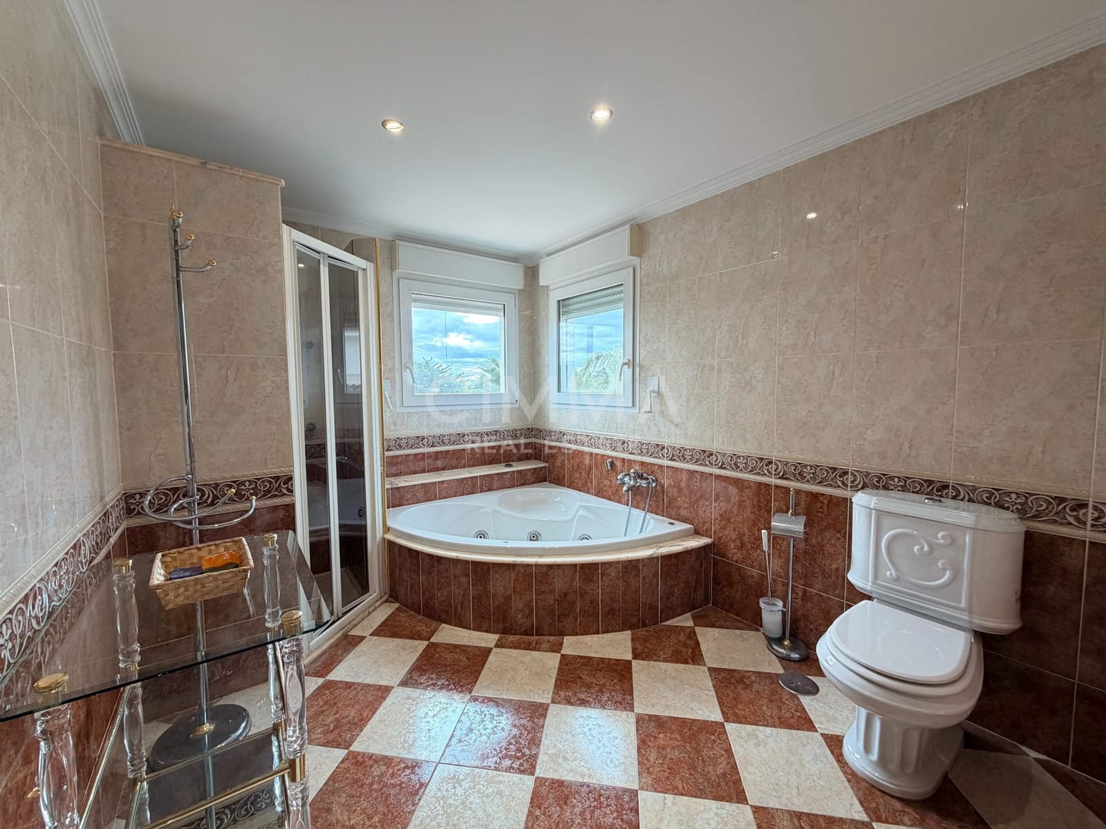 4 sovrum Villa till salu i Benidorm med garage - 995 000 € (Ref: 9527852)