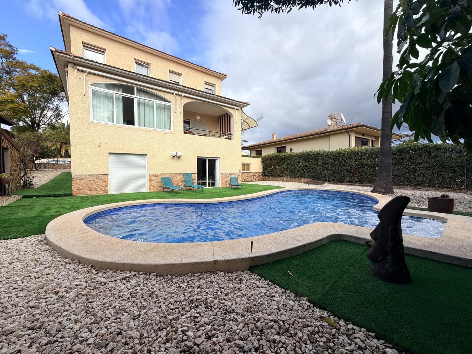 4 sovrum Villa till salu i Benidorm med garage - 995 000 € (Ref: 9527852)