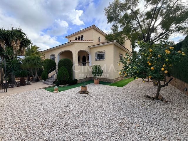 4 sovrum Villa till salu i Benidorm med garage - 995 000 € (Ref: 9527852)