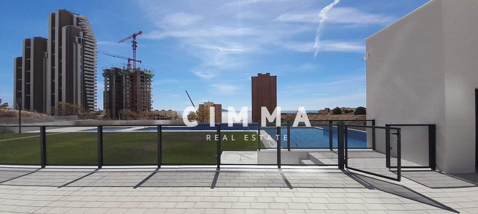 2 sovrum Lägenhet till salu i Benidorm med pool - 626 316 € (Ref: 9527853)