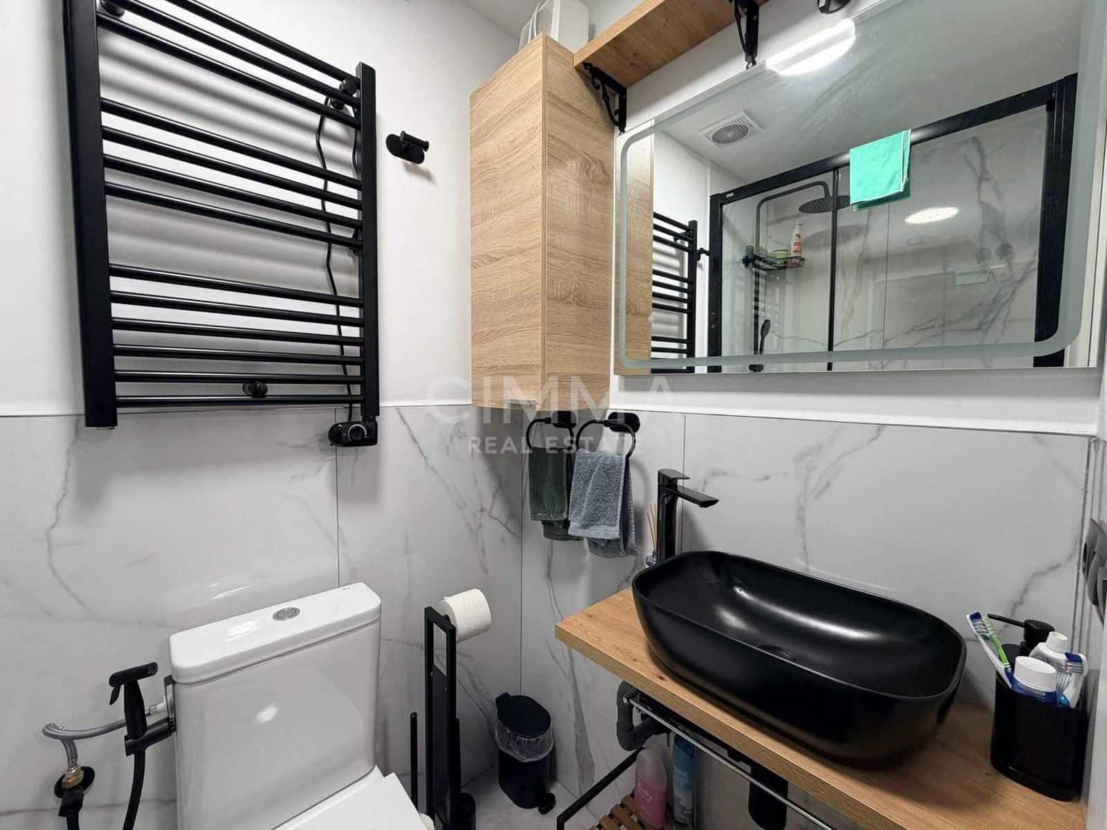 4 makuuhuone Huvila myytävänä paikassa Polop mukana 
autotalli - 575 000 € (Ref: 9586716)