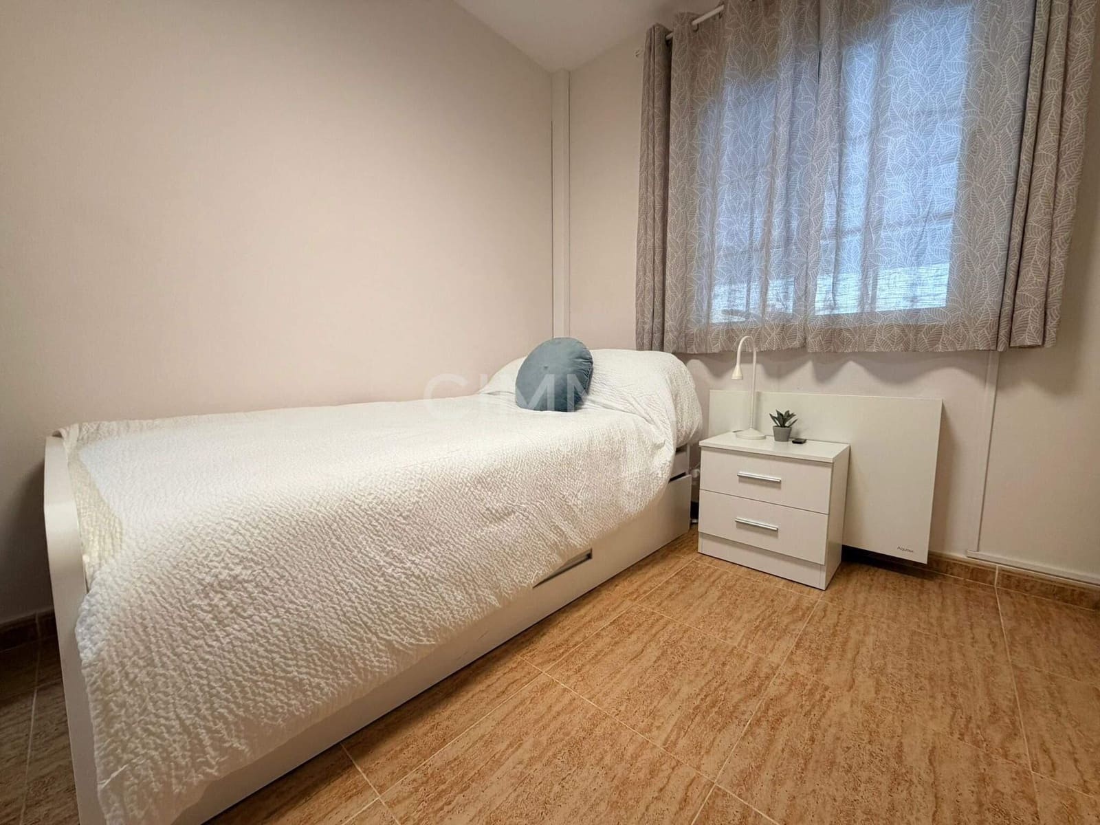 4 makuuhuone Huvila myytävänä paikassa Polop mukana 
autotalli - 575 000 € (Ref: 9586716)