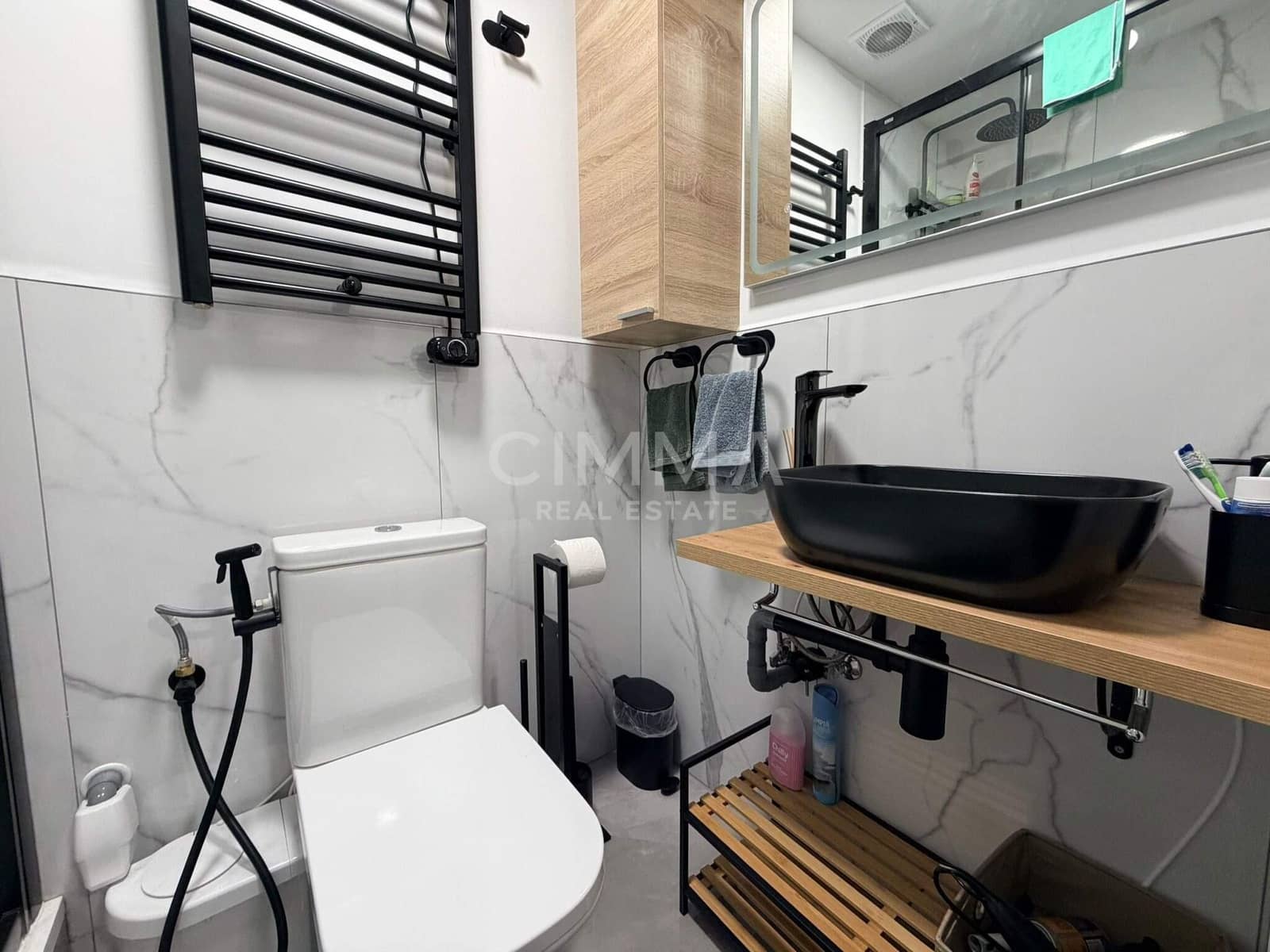 4 makuuhuone Huvila myytävänä paikassa Polop mukana 
autotalli - 575 000 € (Ref: 9586716)