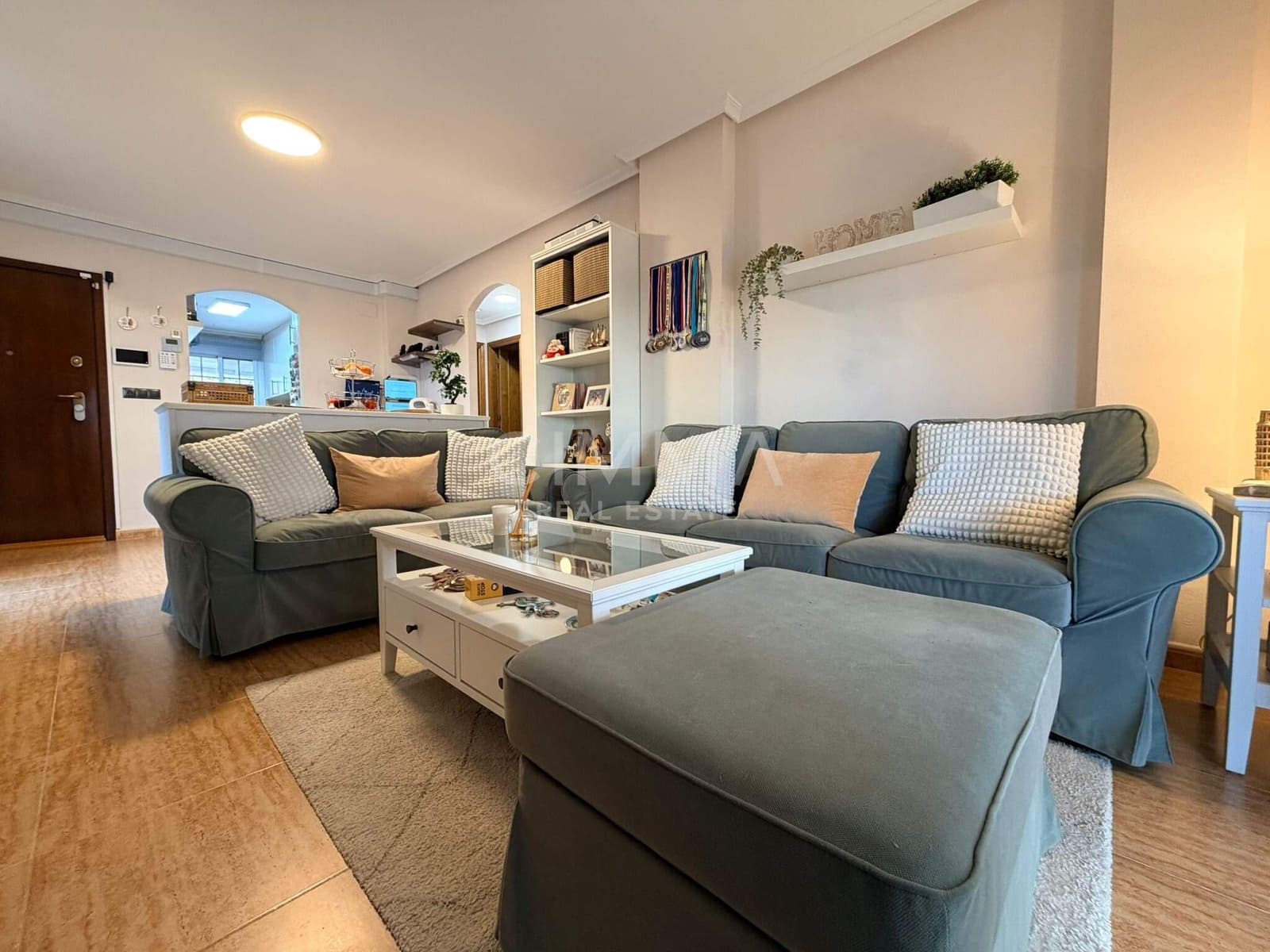 4 makuuhuone Huvila myytävänä paikassa Polop mukana 
autotalli - 575 000 € (Ref: 9586716)