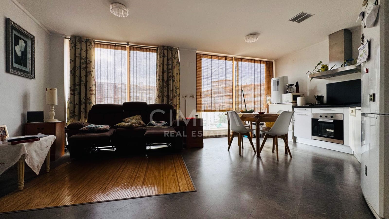 2 bedroom Flat for sale in Altea - € 250,000 (Ref: 9596375)