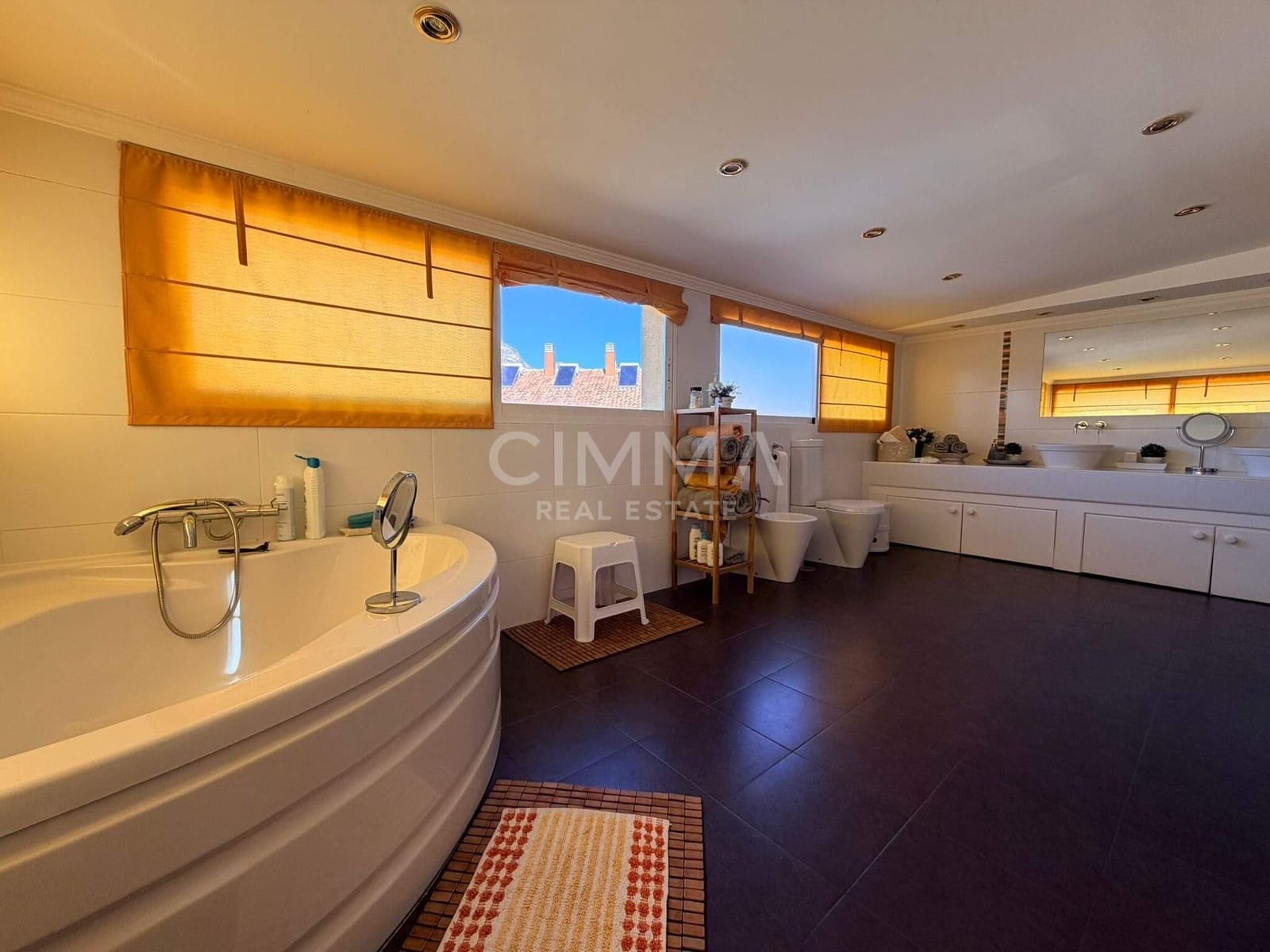 8 camera da letto Villa in vendita in La Nucia con piscina garage - 1.250.000 € (Rif: 9599680)