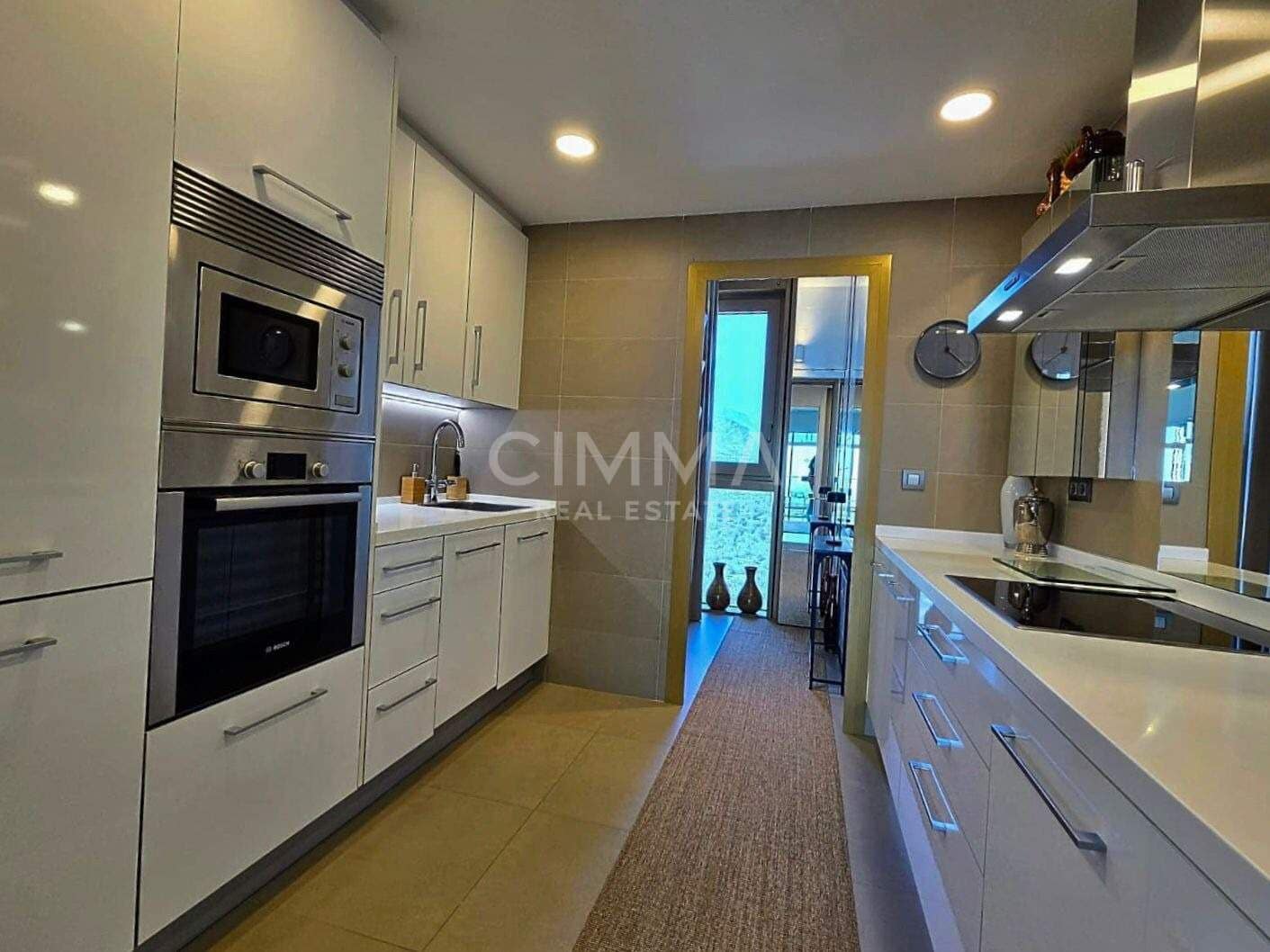 2 camera da letto Appartamento in vendita in Benidorm con garage - 579.000 € (Rif: 9619480)