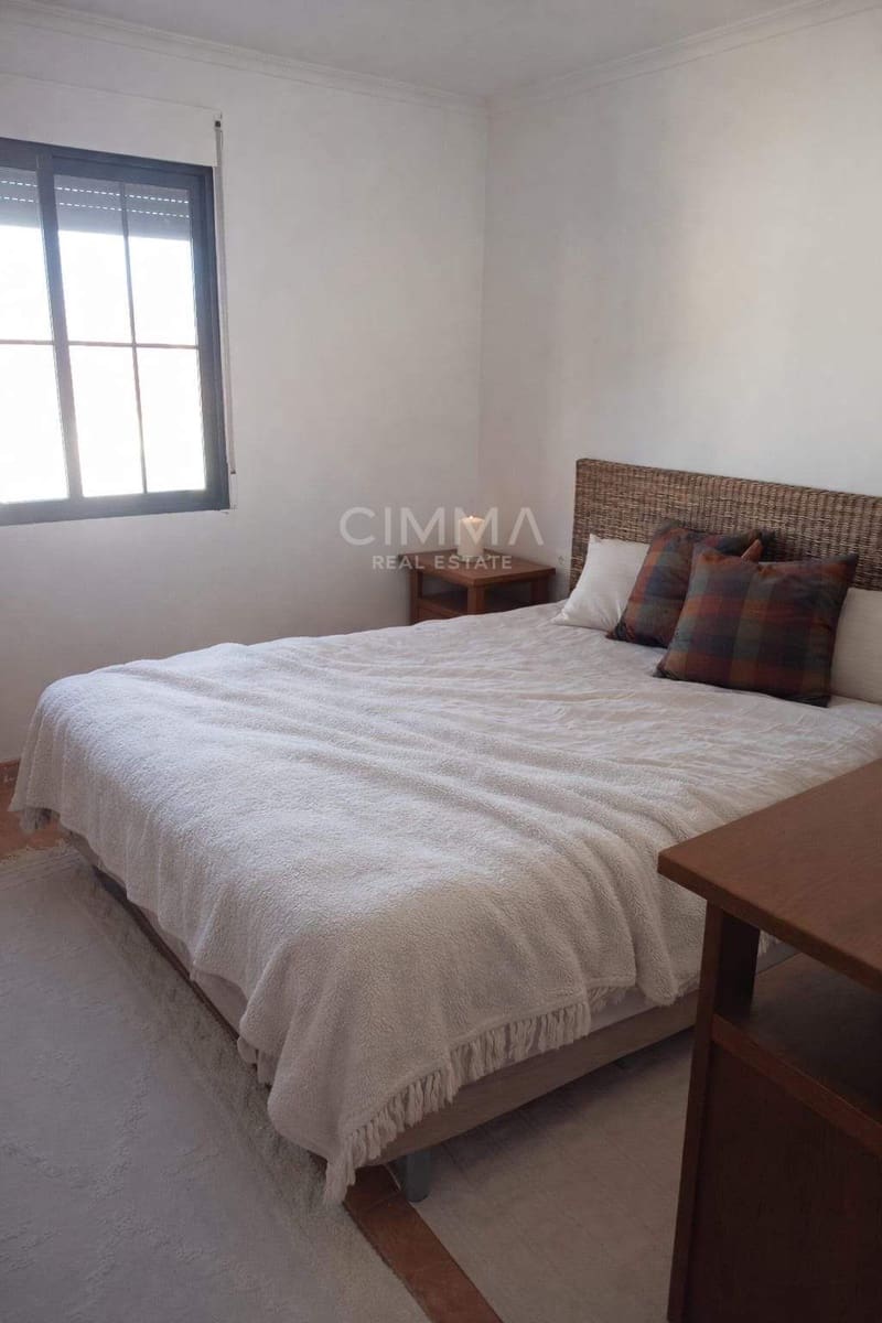 4 bedroom Villa for sale in La Nucia with garage - € 315,000 (Ref: 9627785)