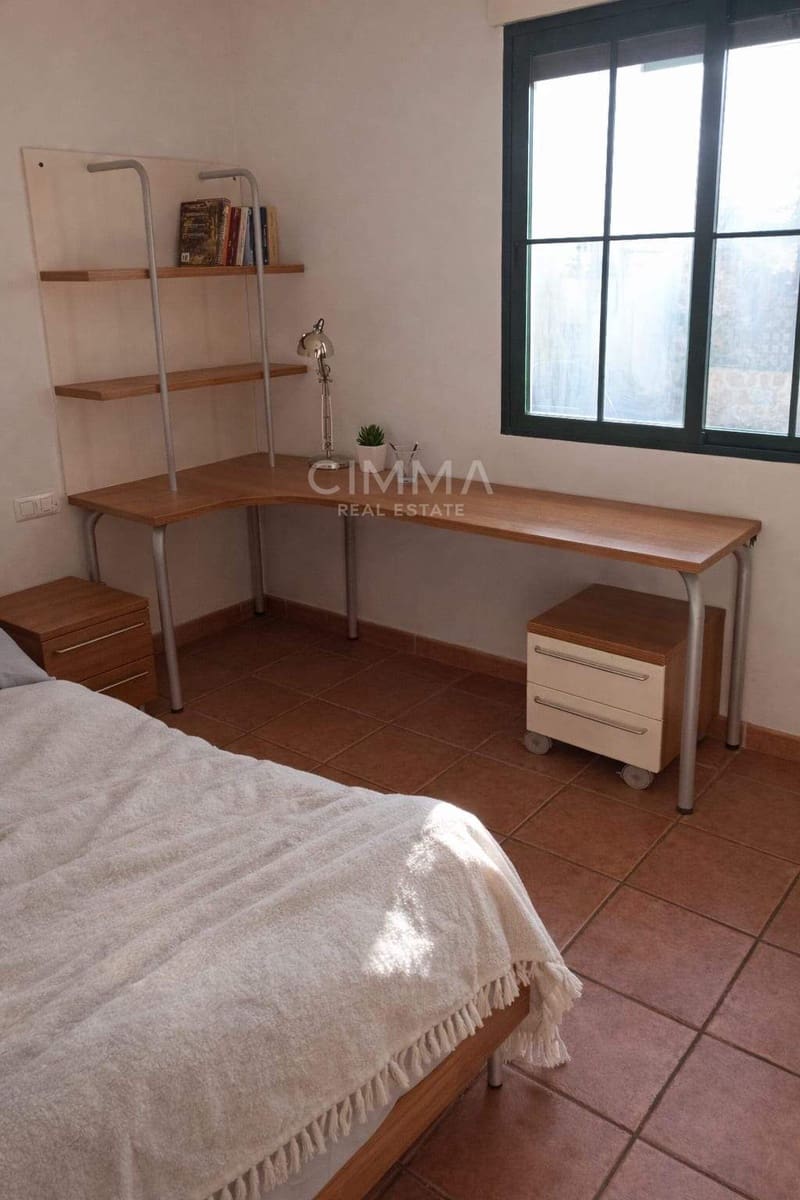 4 bedroom Villa for sale in La Nucia with garage - € 315,000 (Ref: 9627785)