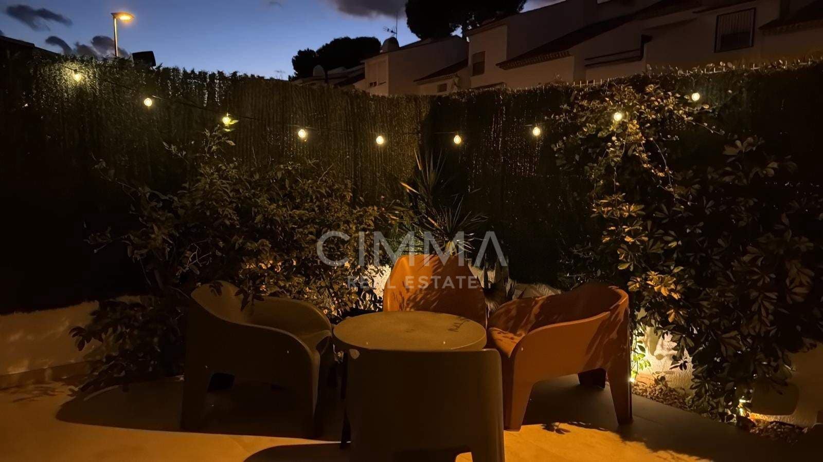 3 quarto Moradia em Banda para venda em La Nucia com garagem - 340 000 € (Ref: 9666747)