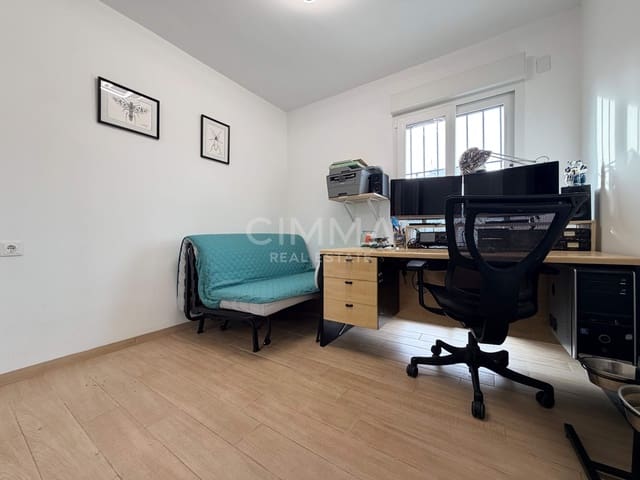 3 quarto Moradia em Banda para venda em La Nucia com garagem - 340 000 € (Ref: 9666747)