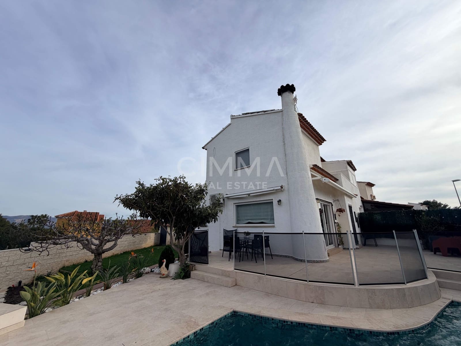 3 bedroom Terraced Villa for sale in La Nucia with garage - € 340,000 (Ref: 9666747)