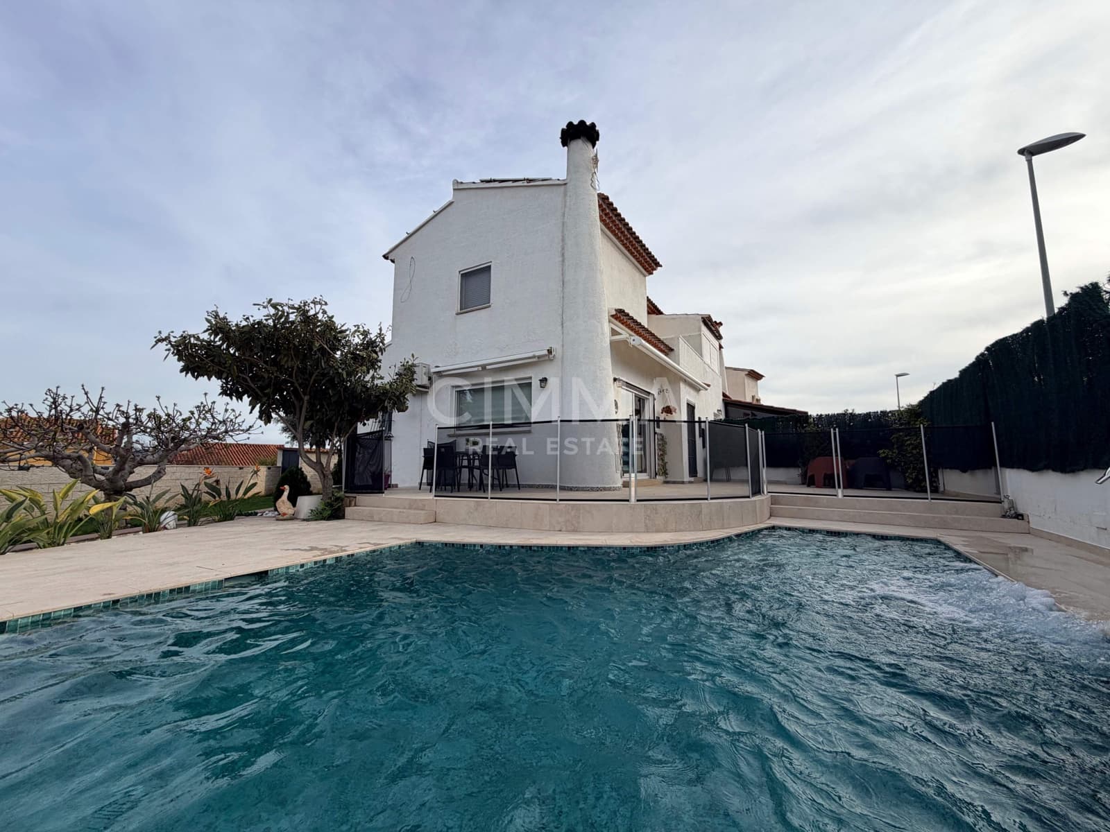 3 bedroom Terraced Villa for sale in La Nucia with garage - € 340,000 (Ref: 9666747)