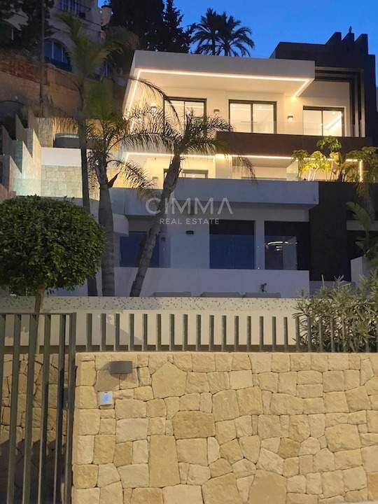 4 sovrum Villa till salu i Benidorm - 1 650 000 € (Ref: 9683547)