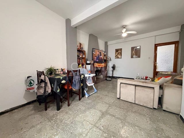 4 slaapkamer Huis te koop in La Nucia Pueblo  , La Nucia - € 215.000 (Ref: 9696281)