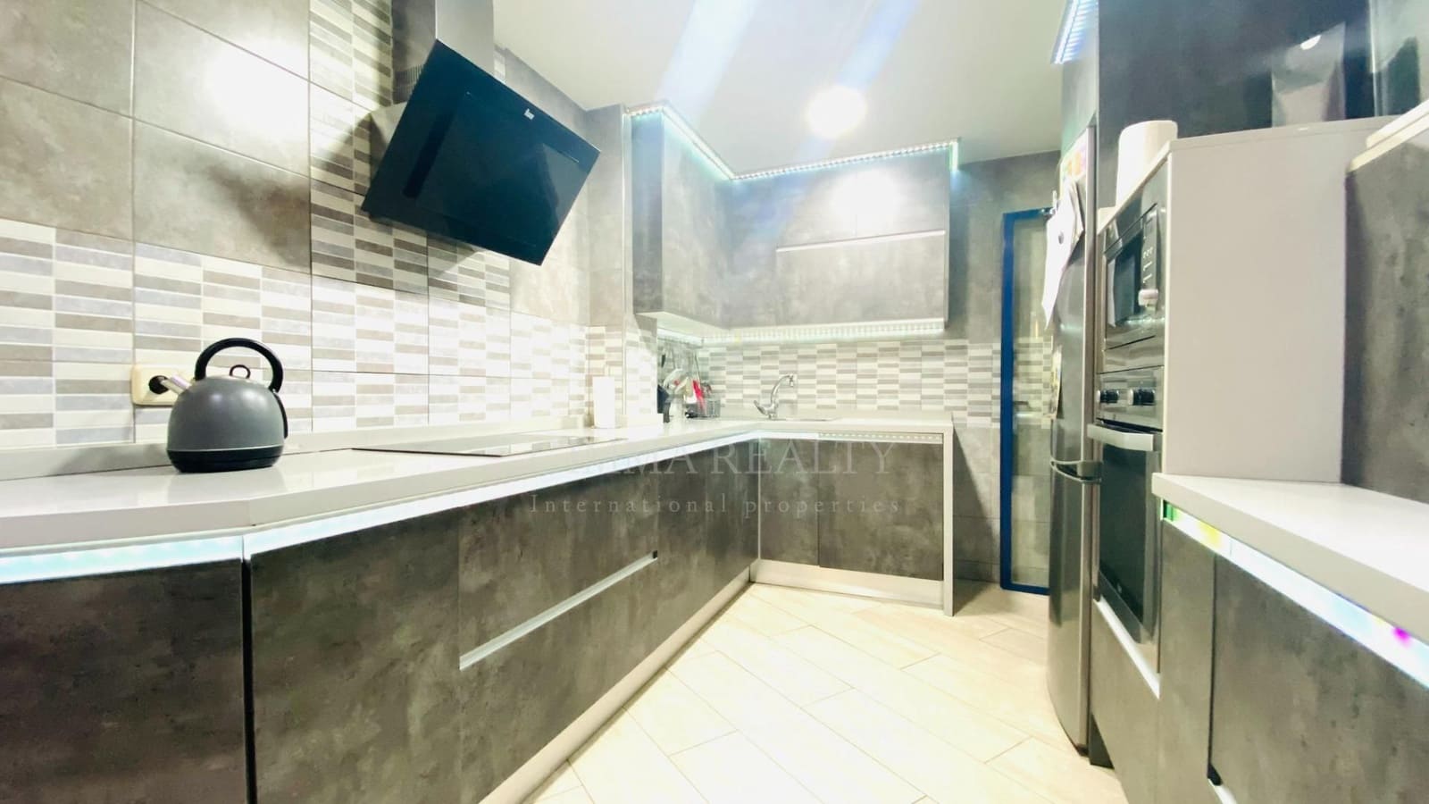 3 chambre Appartement à vendre à La Nucia avec garage - 207 000 € (Ref: 9732402)