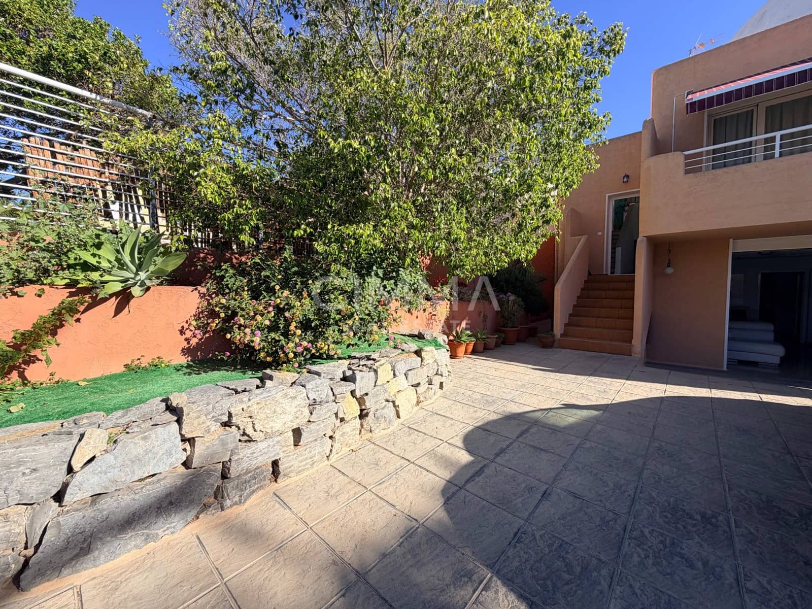 3 soverom Villa til salgs i La Nucia med garasje - € 550 000 (Ref: 9780743)