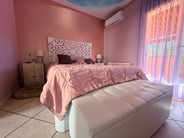 3 slaapkamer Villa te koop in La Nucia met garage - € 550.000 (Ref: 9780743)