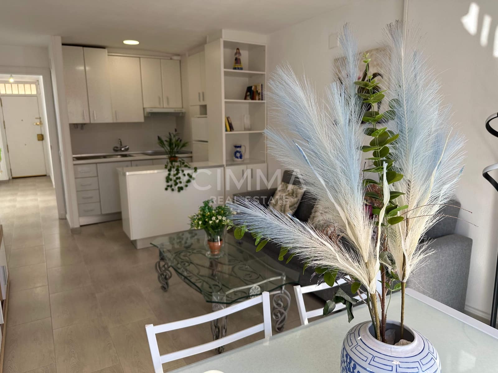 2 slaapkamer Appartement te koop in Benidorm met zwembad garage - € 217.000 (Ref: 9780745)
