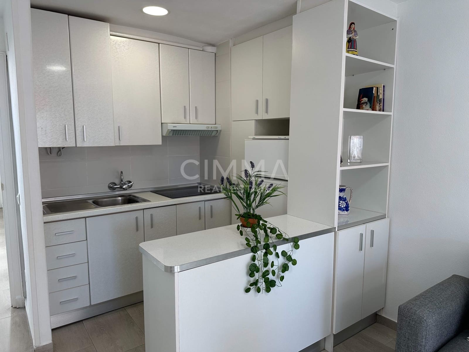2 slaapkamer Appartement te koop in Benidorm met zwembad garage - € 217.000 (Ref: 9780745)