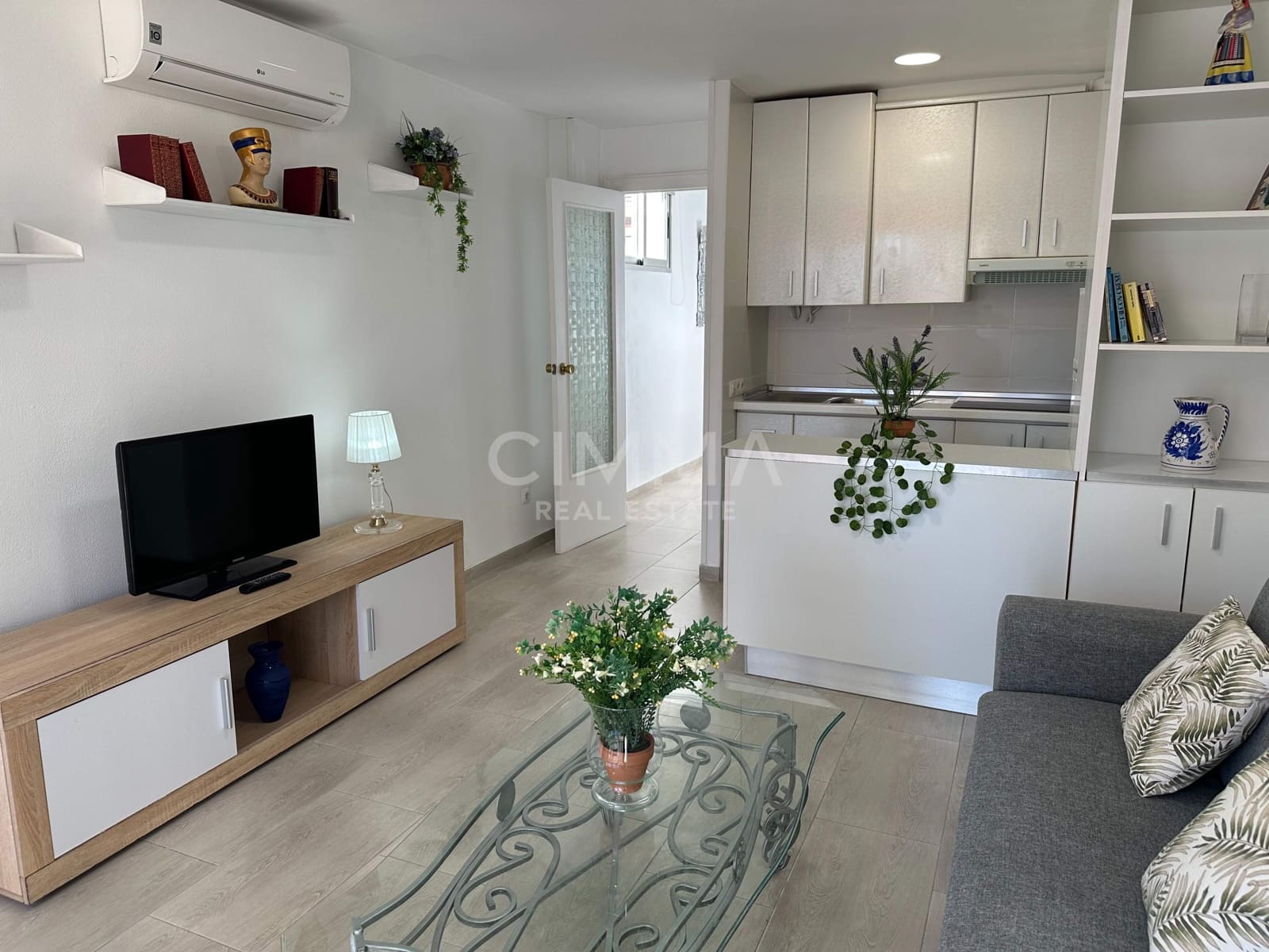 2 slaapkamer Appartement te koop in Benidorm met zwembad garage - € 217.000 (Ref: 9780745)