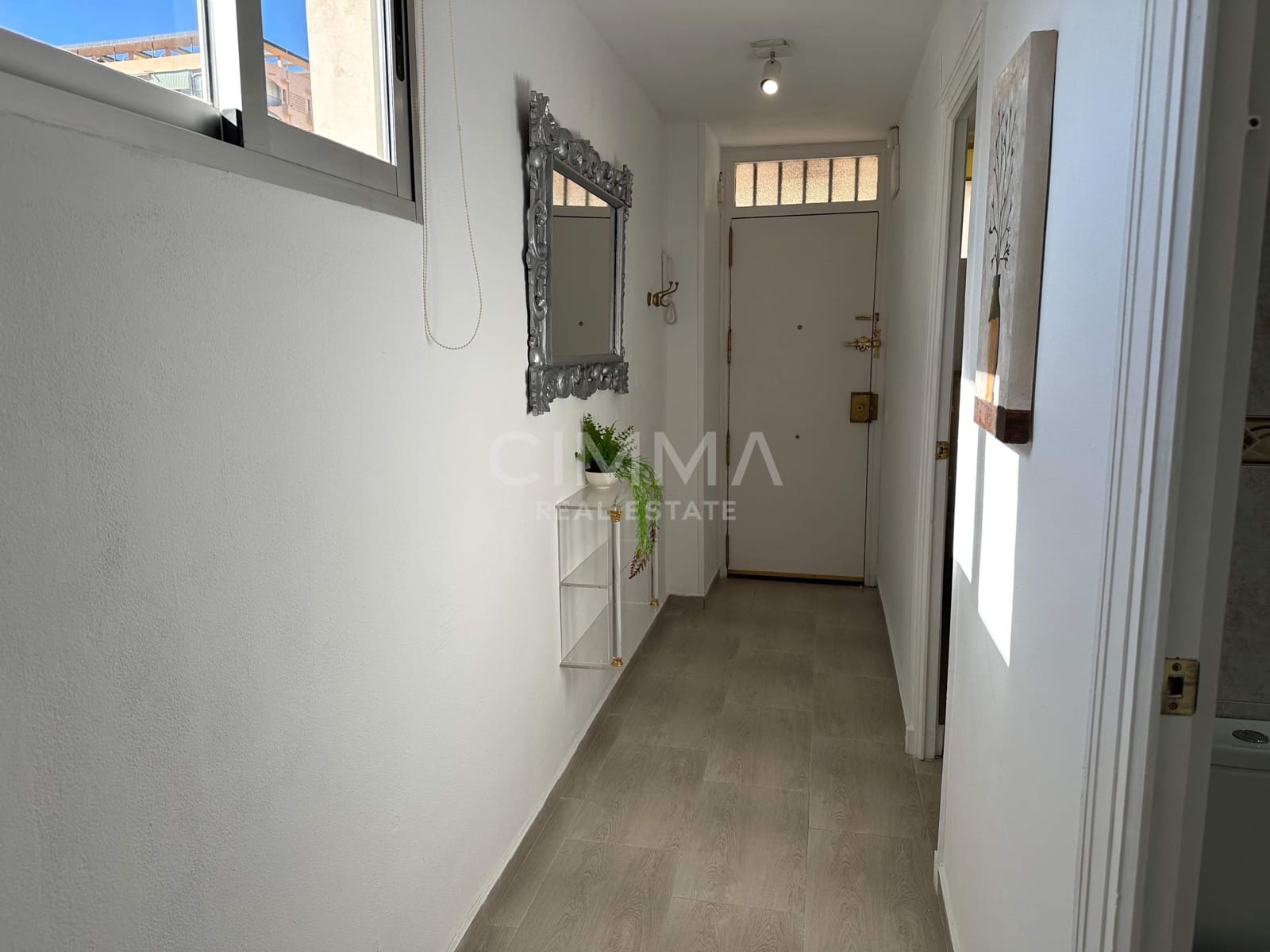 2 slaapkamer Appartement te koop in Benidorm met zwembad garage - € 217.000 (Ref: 9780745)