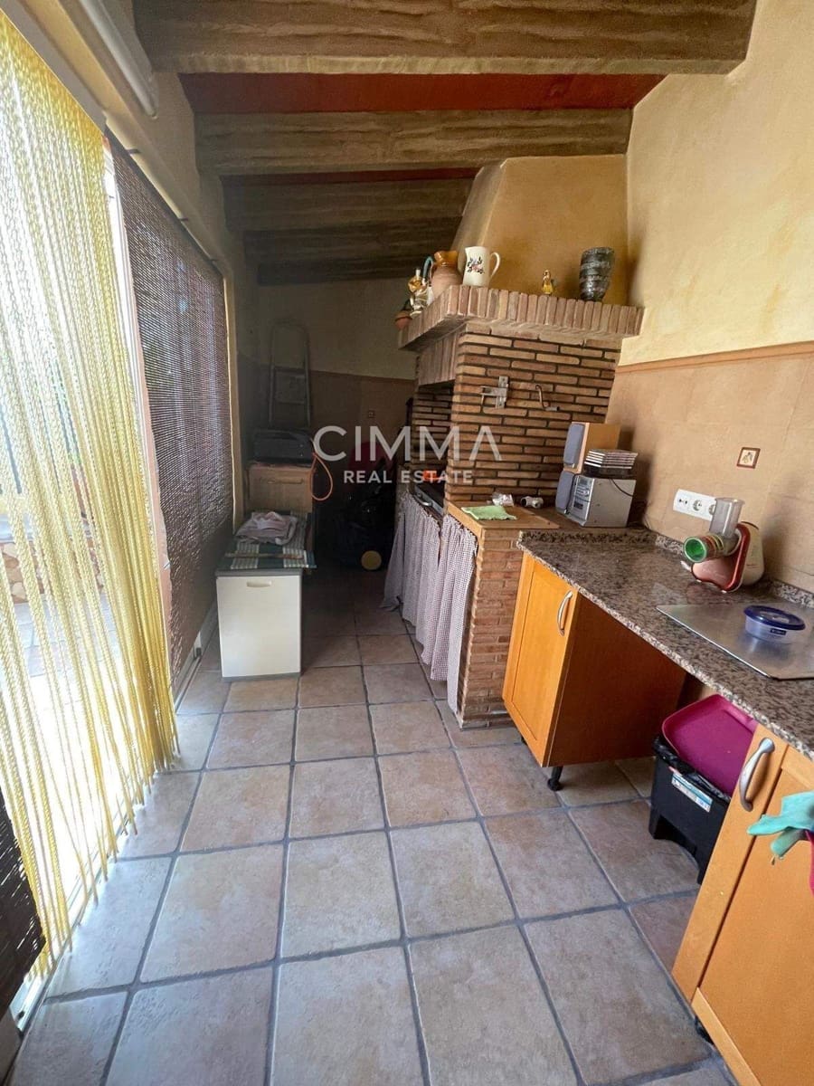 4 makuuhuone Huvila myytävänä paikassa Barranco Hondo mukana uima-altaan 
autotalli - 550 000 € (Ref: 9797300)