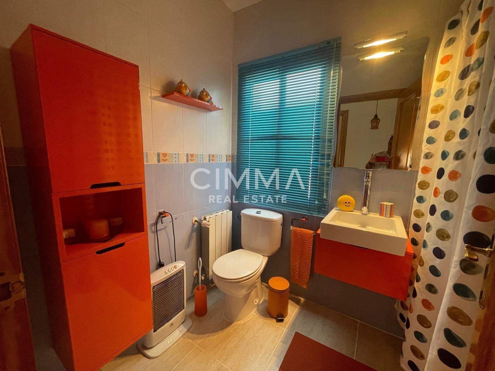 4 makuuhuone Huvila myytävänä paikassa Barranco Hondo mukana uima-altaan 
autotalli - 550 000 € (Ref: 9797300)