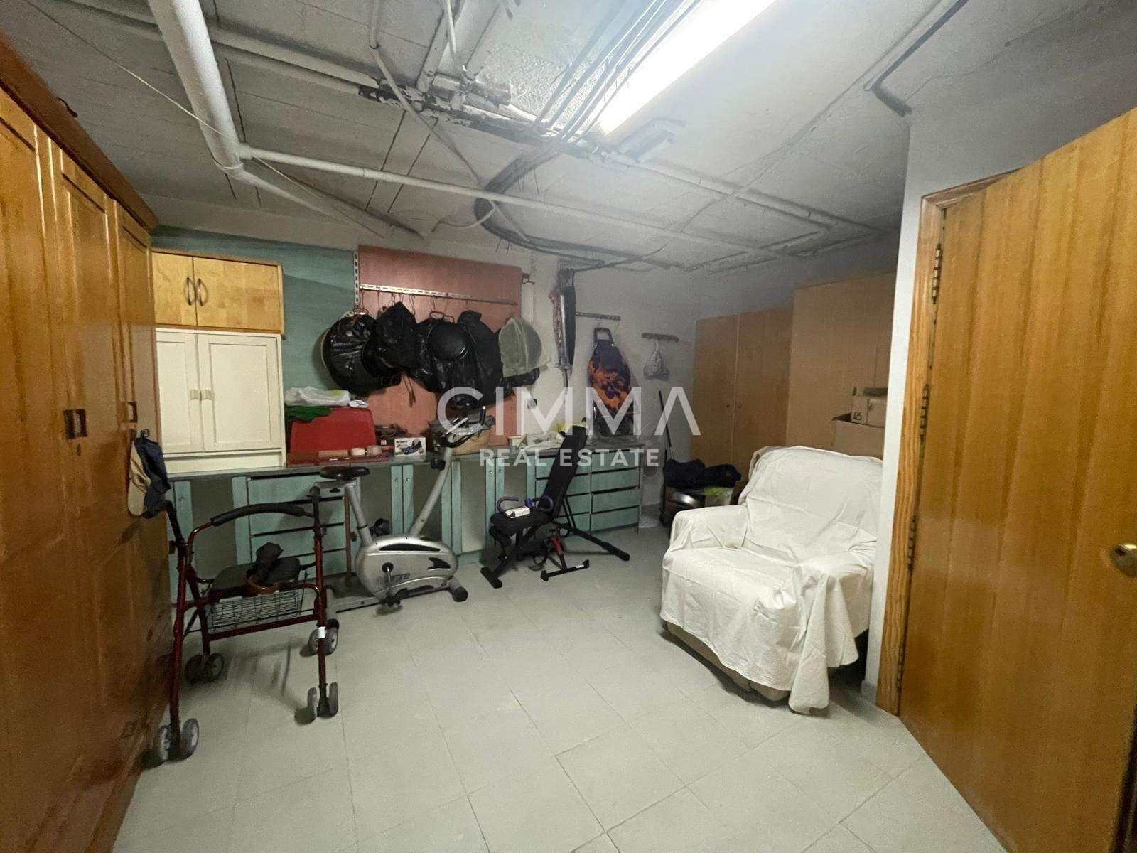 4 makuuhuone Huvila myytävänä paikassa Barranco Hondo mukana uima-altaan 
autotalli - 550 000 € (Ref: 9797300)