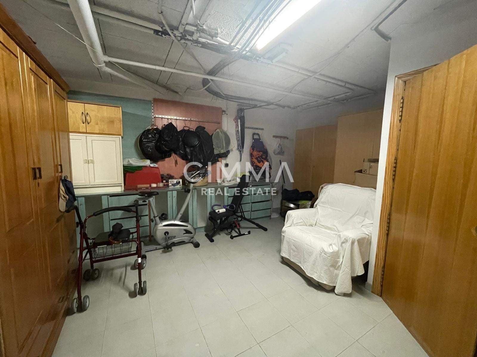 4 makuuhuone Huvila myytävänä paikassa Barranco Hondo mukana uima-altaan 
autotalli - 550 000 € (Ref: 9797300)