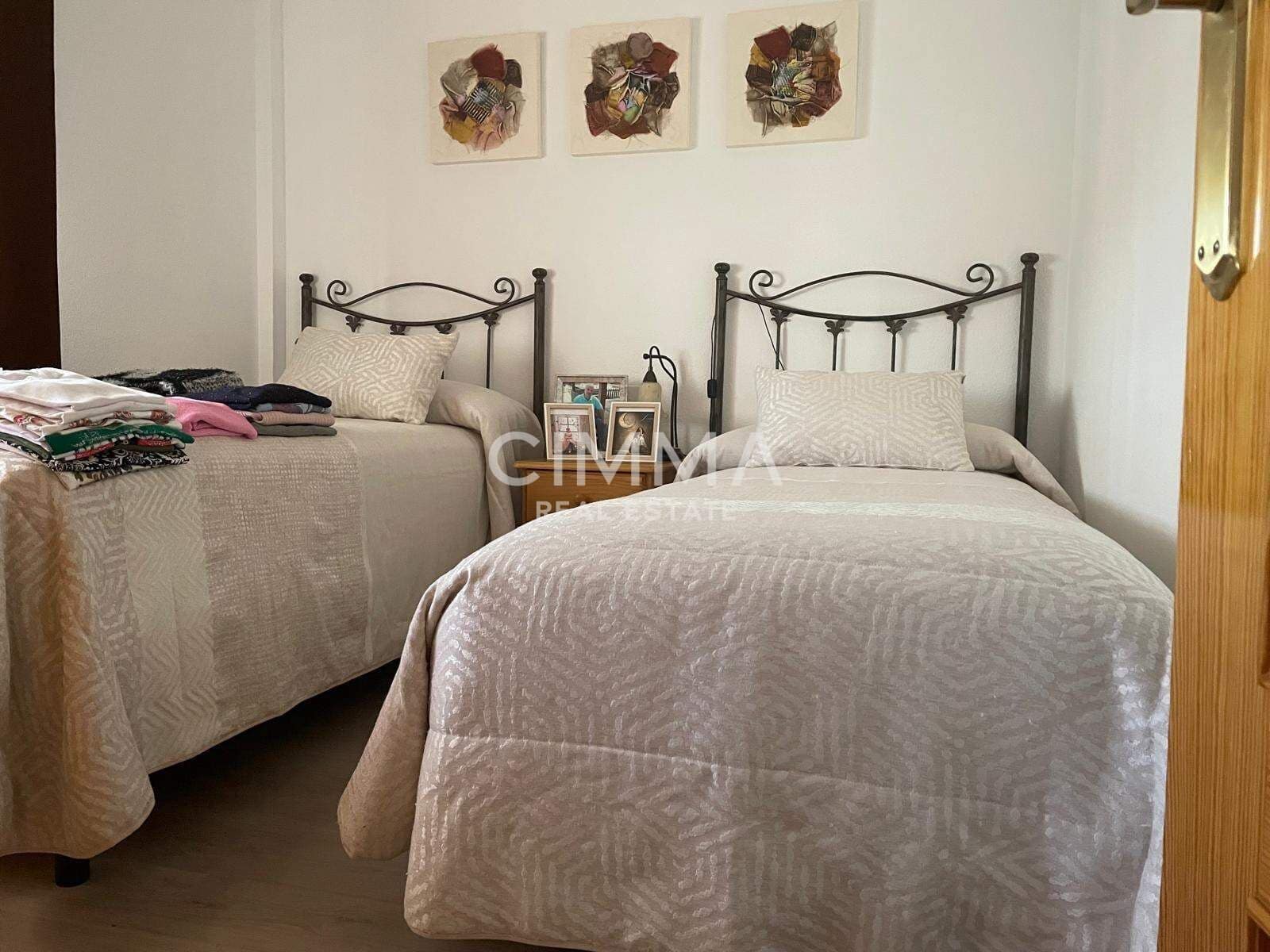 4 makuuhuone Huvila myytävänä paikassa Barranco Hondo mukana uima-altaan 
autotalli - 550 000 € (Ref: 9797300)