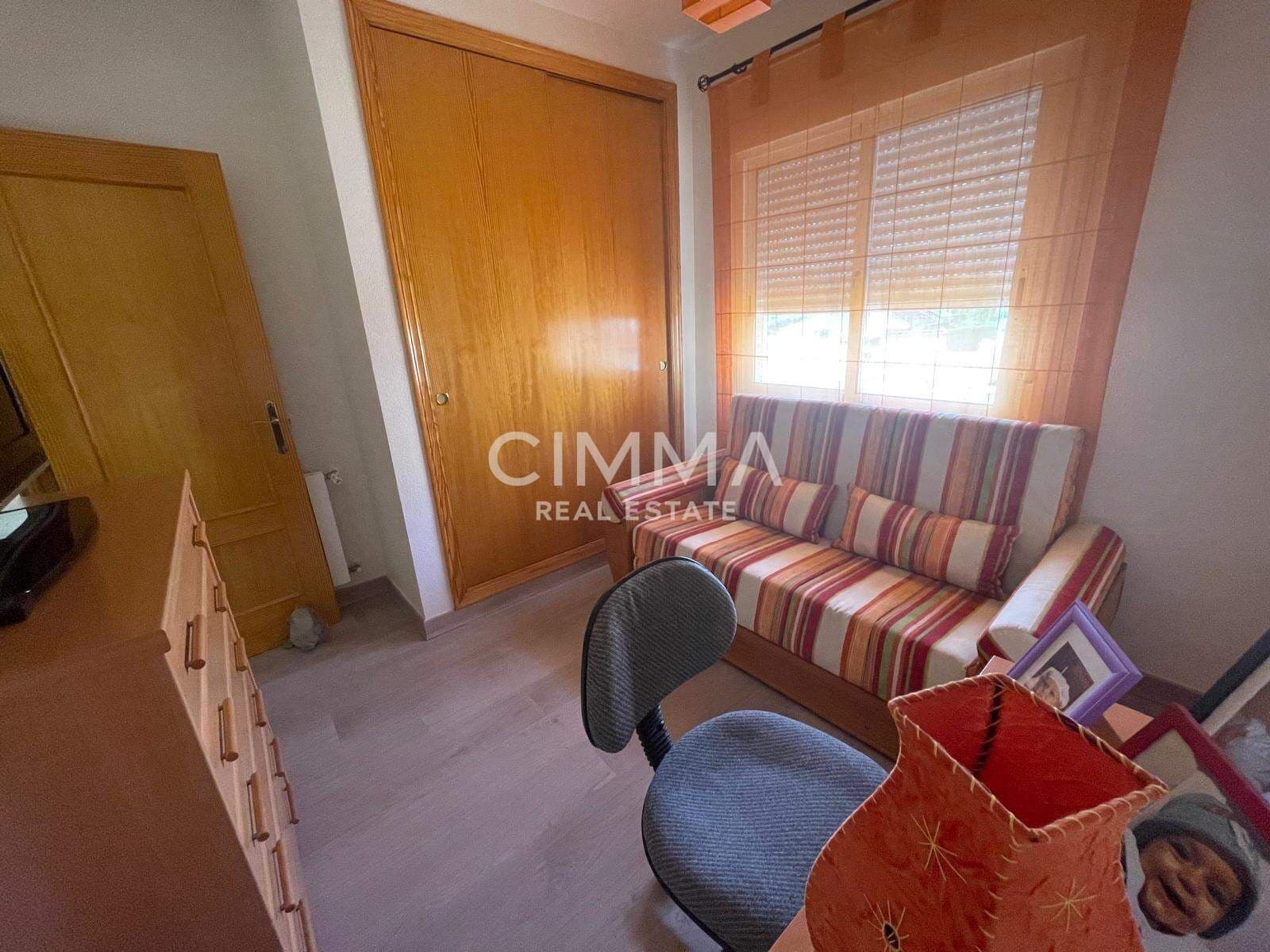 4 makuuhuone Huvila myytävänä paikassa Barranco Hondo mukana uima-altaan 
autotalli - 550 000 € (Ref: 9797300)