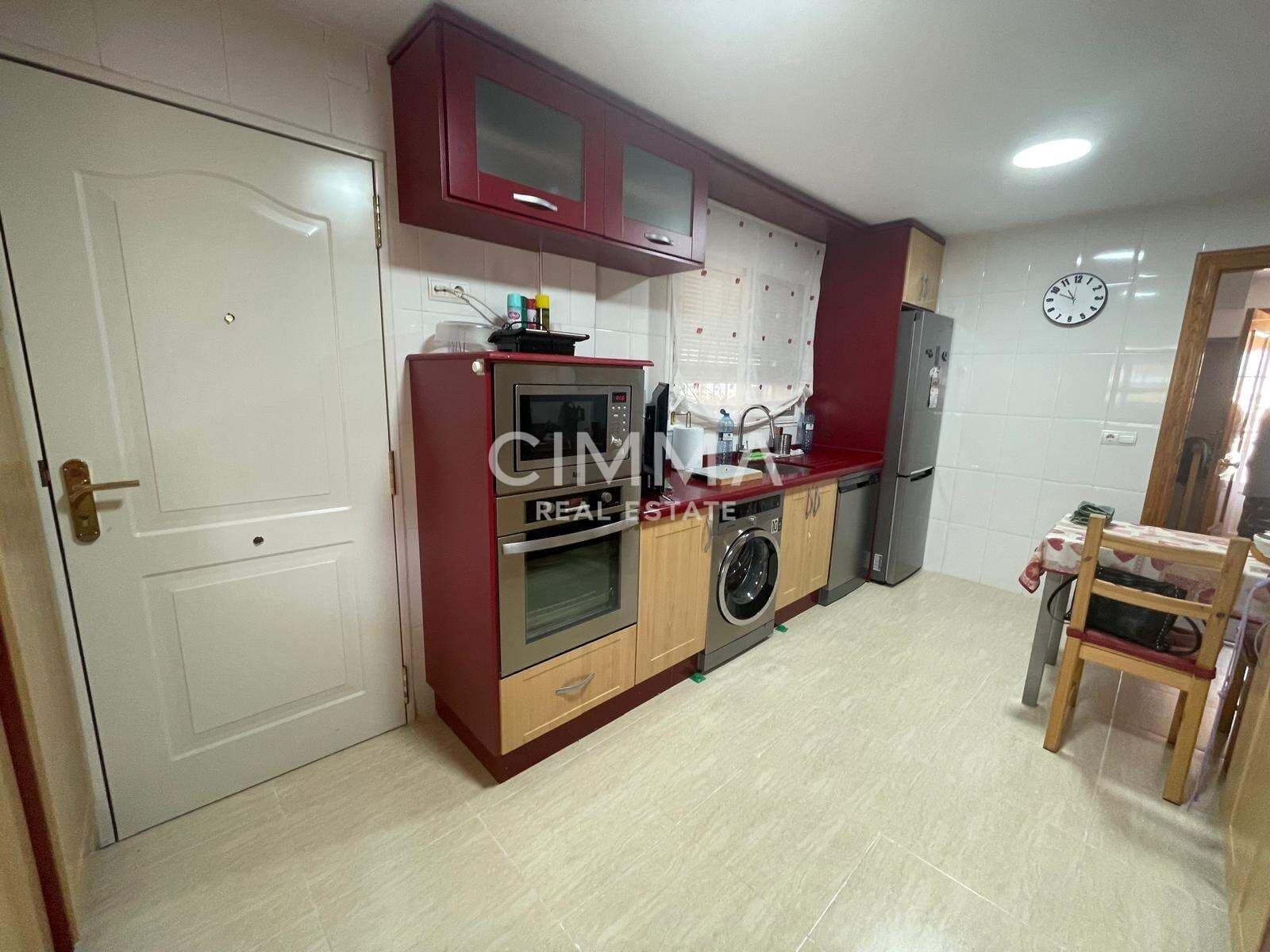 4 makuuhuone Huvila myytävänä paikassa Barranco Hondo mukana uima-altaan 
autotalli - 550 000 € (Ref: 9797300)