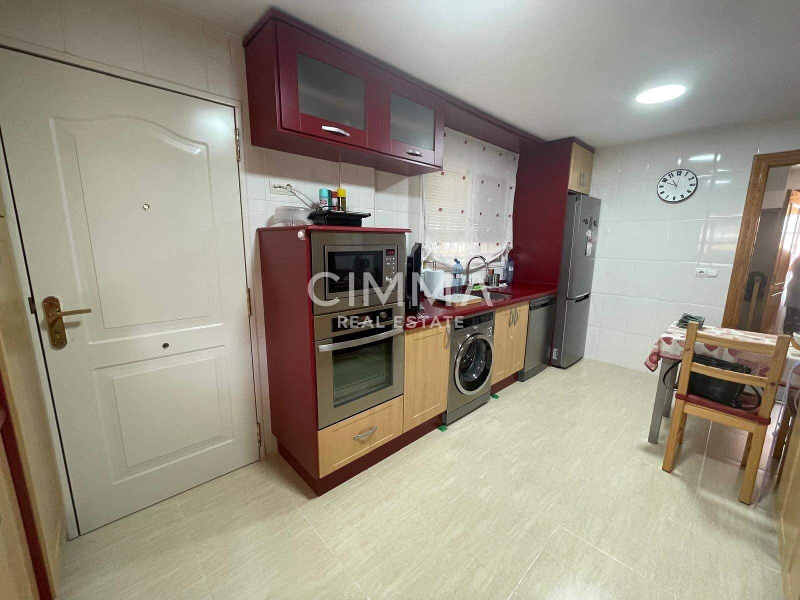 4 makuuhuone Huvila myytävänä paikassa Barranco Hondo mukana uima-altaan 
autotalli - 550 000 € (Ref: 9797300)