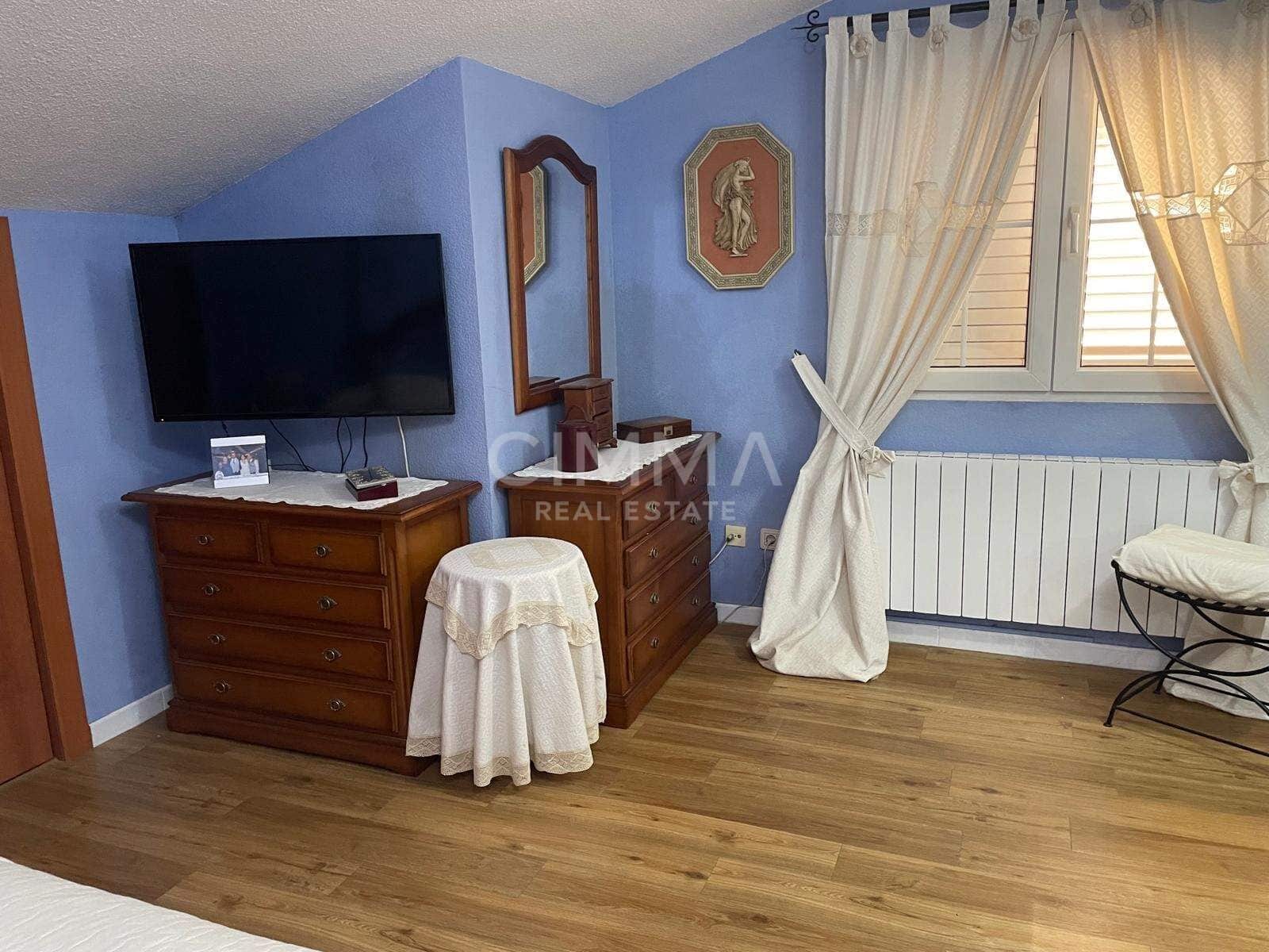 4 sovrum Bungalow till salu i La Nucia med pool garage - 378 000 € (Ref: 9799447)