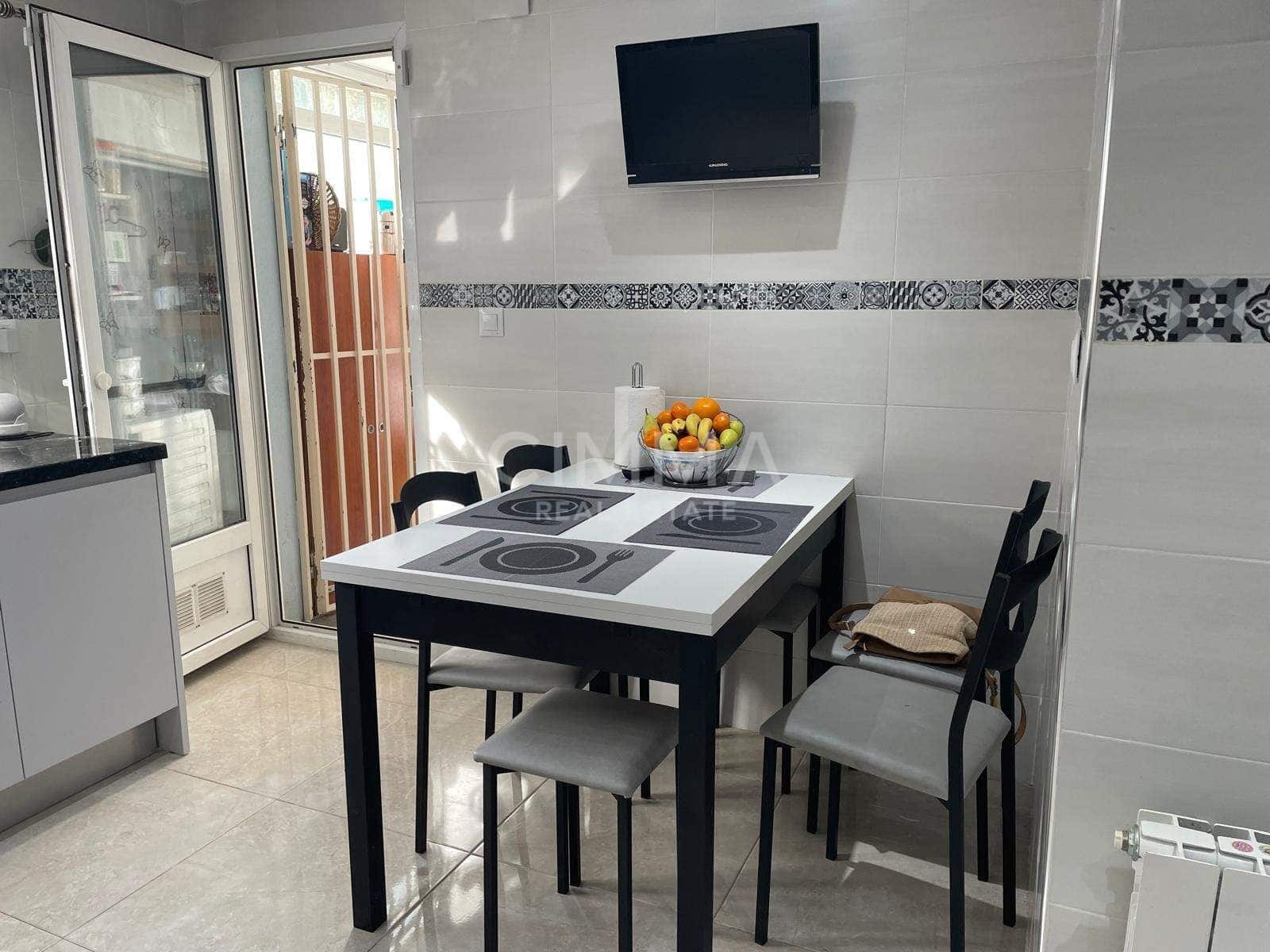 4 sovrum Bungalow till salu i La Nucia med pool garage - 378 000 € (Ref: 9799447)