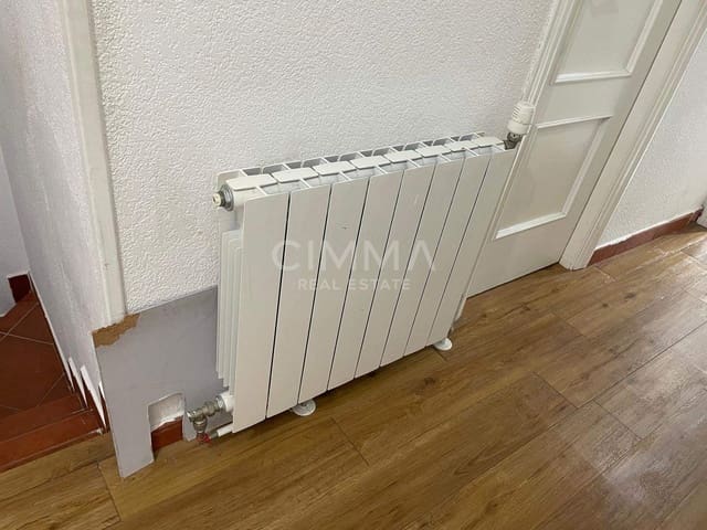 4 sovrum Bungalow till salu i La Nucia med pool garage - 378 000 € (Ref: 9799447)