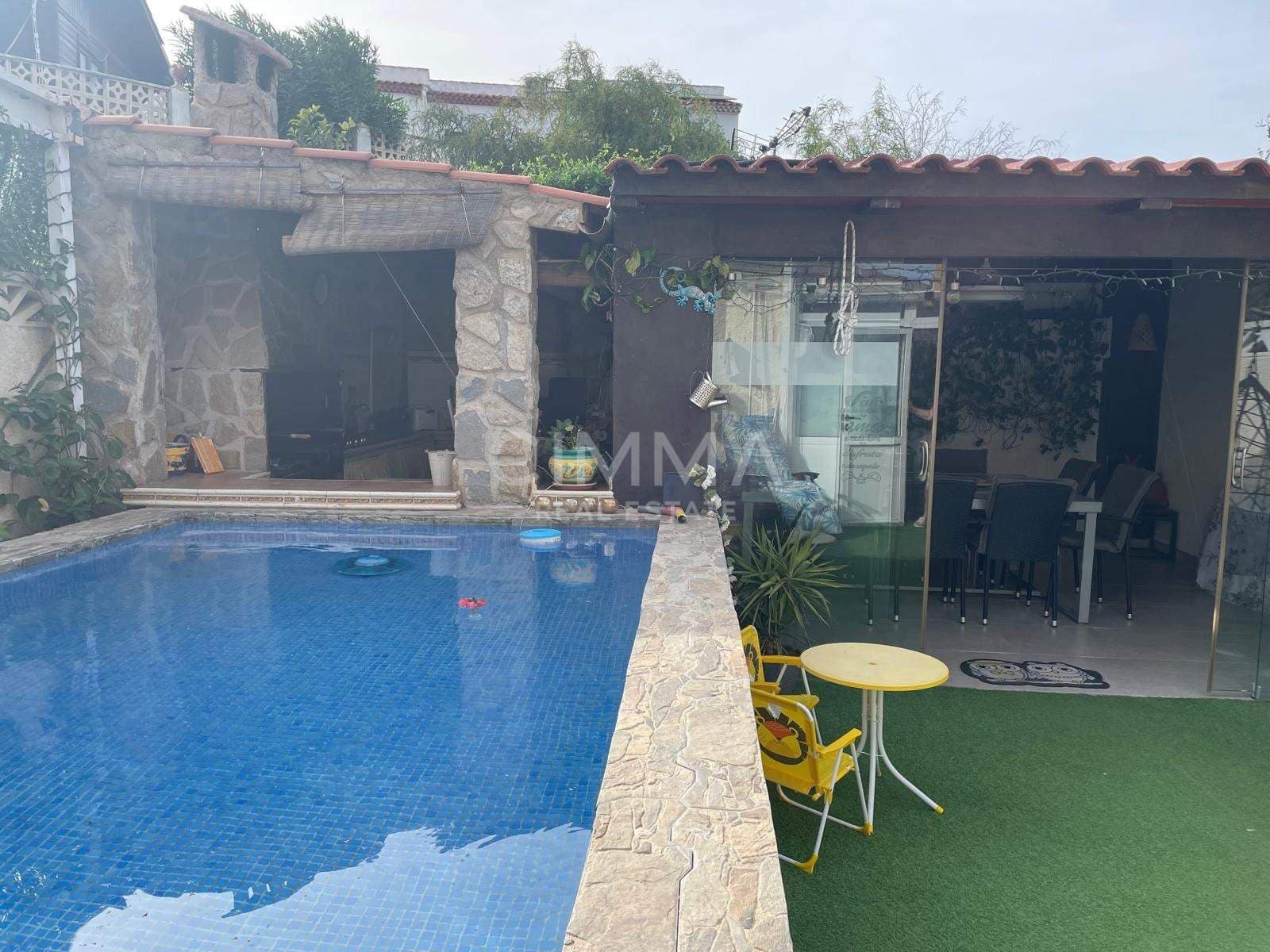 4 sovrum Bungalow till salu i La Nucia med pool garage - 378 000 € (Ref: 9799447)