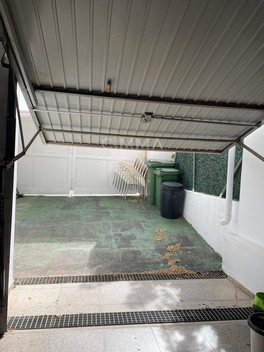 4 bedroom Semi-detached Villa for sale in La Nucia - € 375,000 (Ref: 9799448)