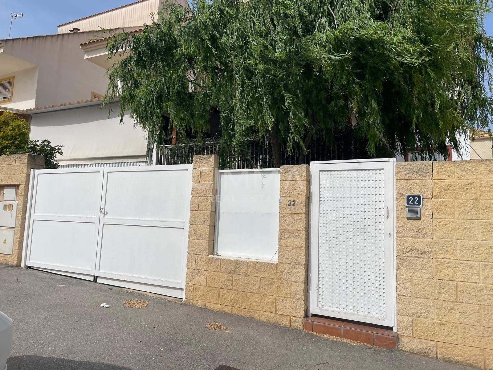 4 bedroom Semi-detached Villa for sale in La Nucia - € 375,000 (Ref: 9799448)