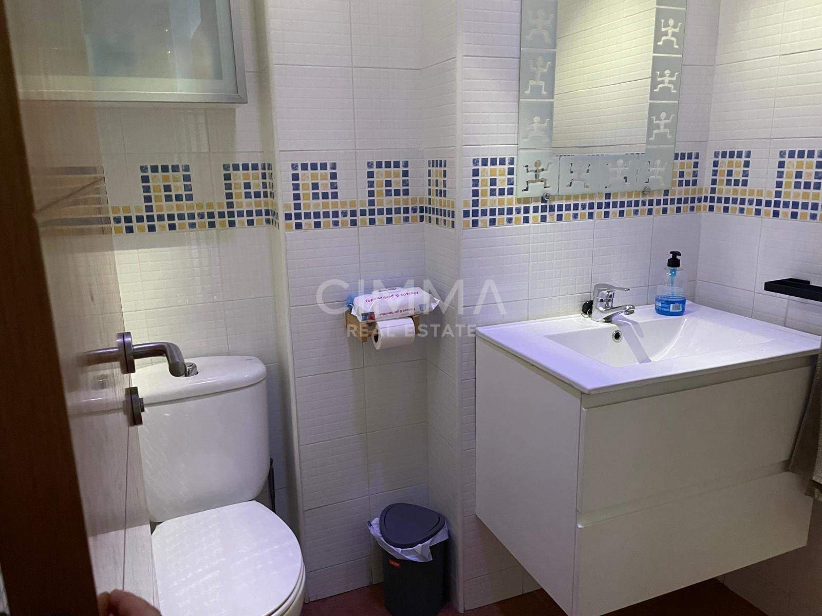 Pareado de 4 habitaciones en La Nucia en venta - 375.000 € (Ref: 9799448)