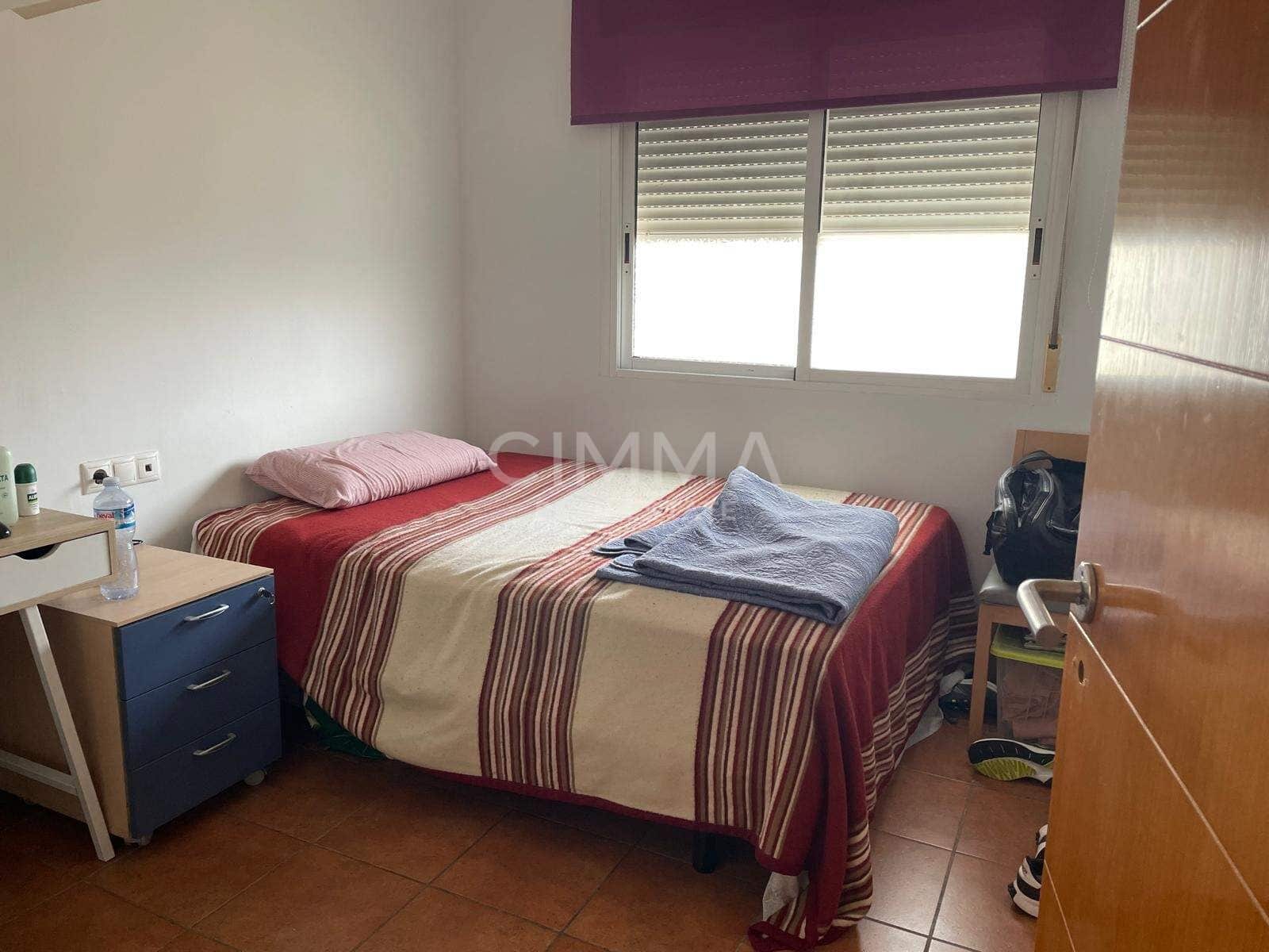 Pareado de 4 habitaciones en La Nucia en venta - 375.000 € (Ref: 9799448)