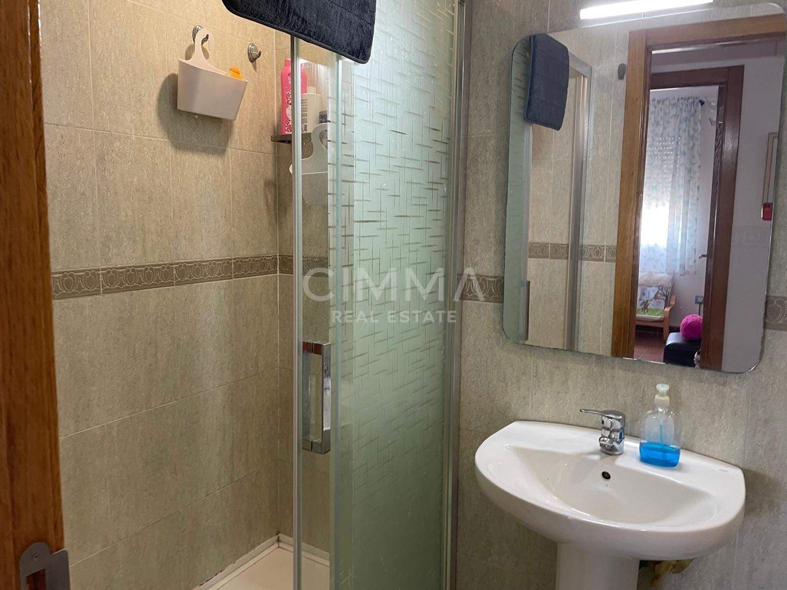 Pareado de 4 habitaciones en La Nucia en venta - 375.000 € (Ref: 9799448)