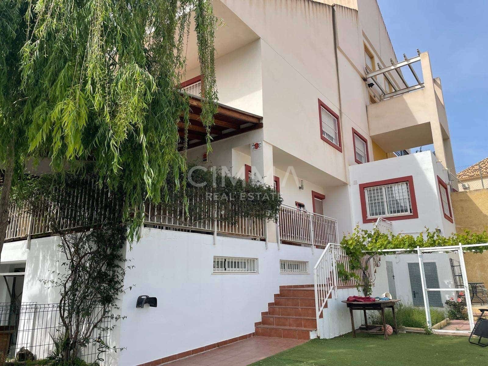 Pareado de 4 habitaciones en La Nucia en venta - 375.000 € (Ref: 9799448)