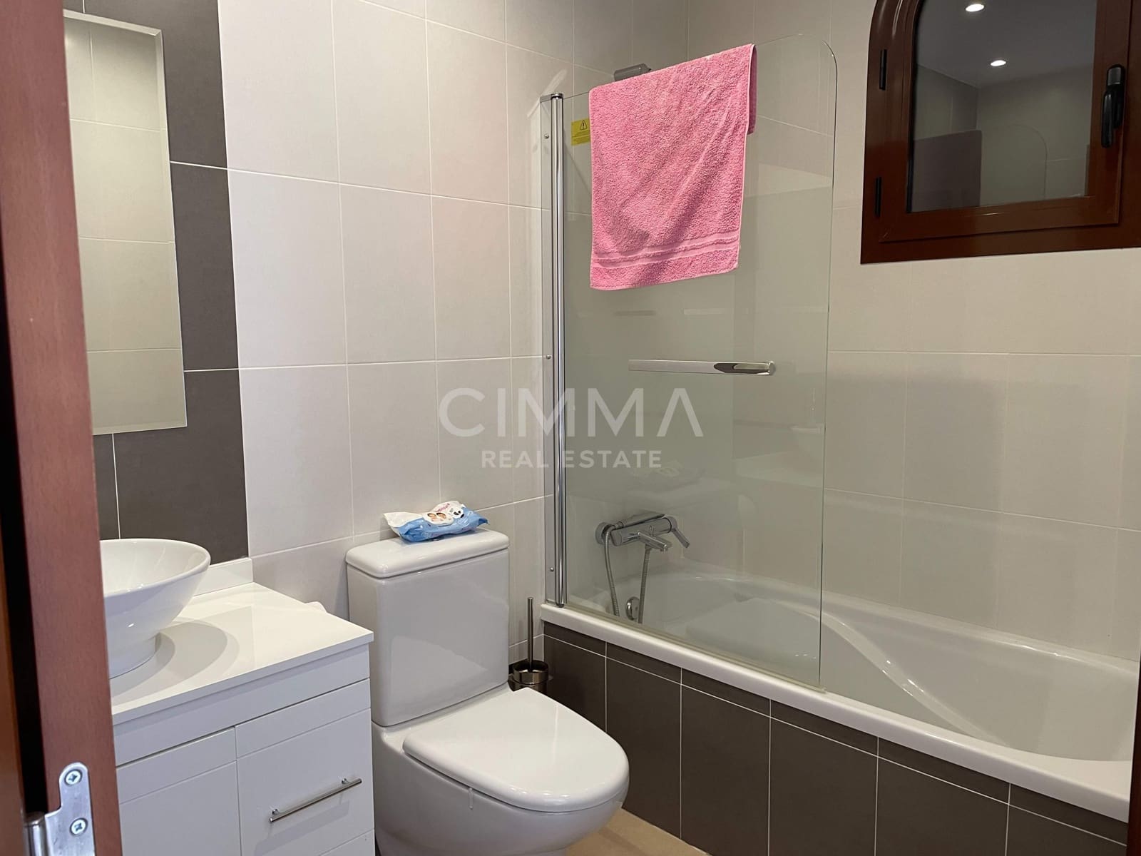 2 soverom Bungalow til leie i Polop med svømmebasseng garasje - € 1 200 (Ref: 9804523)