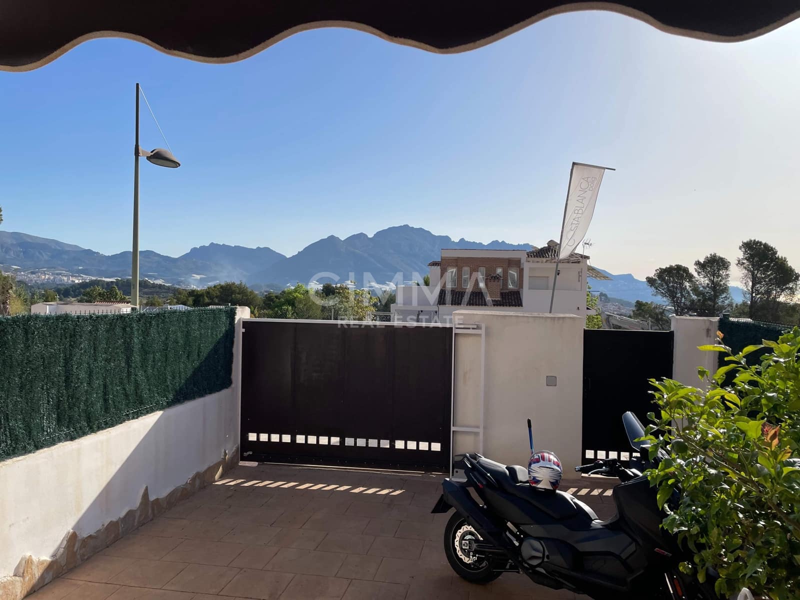 2 soverom Bungalow til leie i Polop med svømmebasseng garasje - € 1 200 (Ref: 9804523)